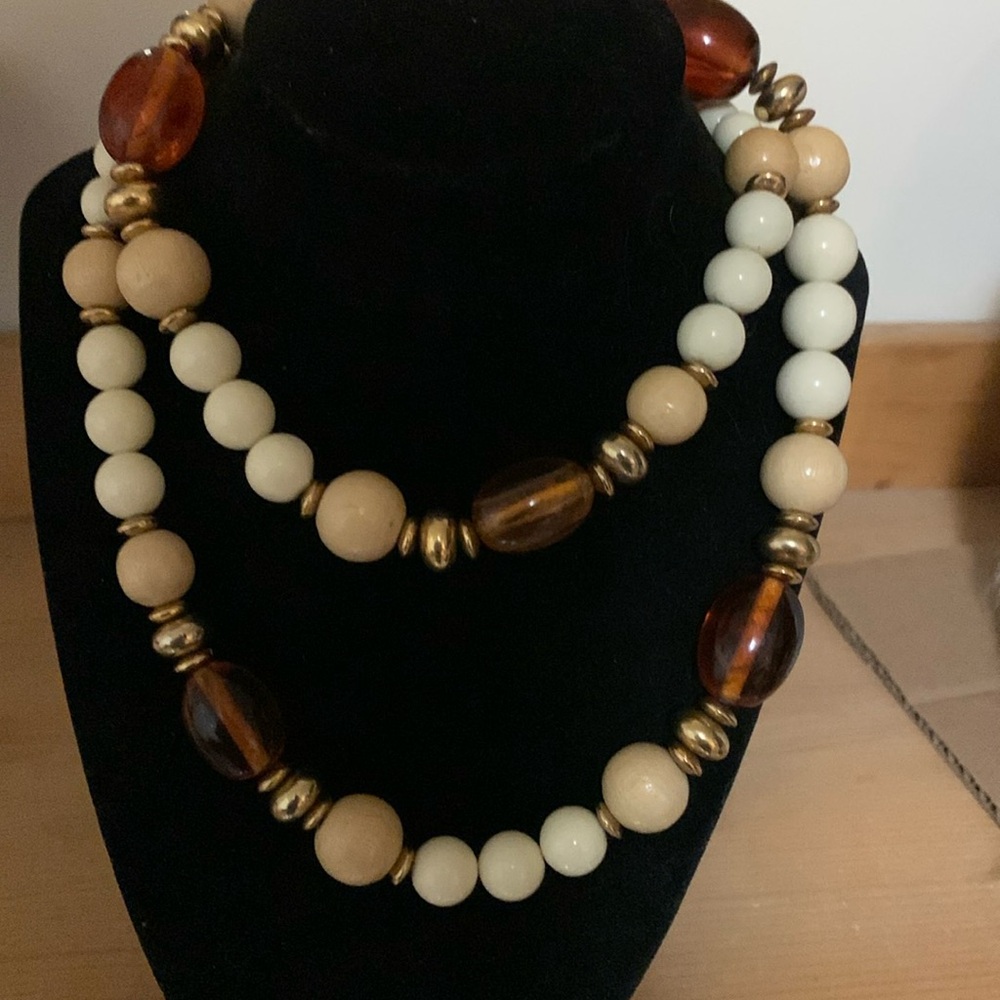 Beautiful  32” necklace*